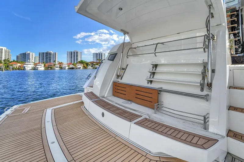Slide: The Image of Sunseeker Manhattan 68 2023 - 6303906