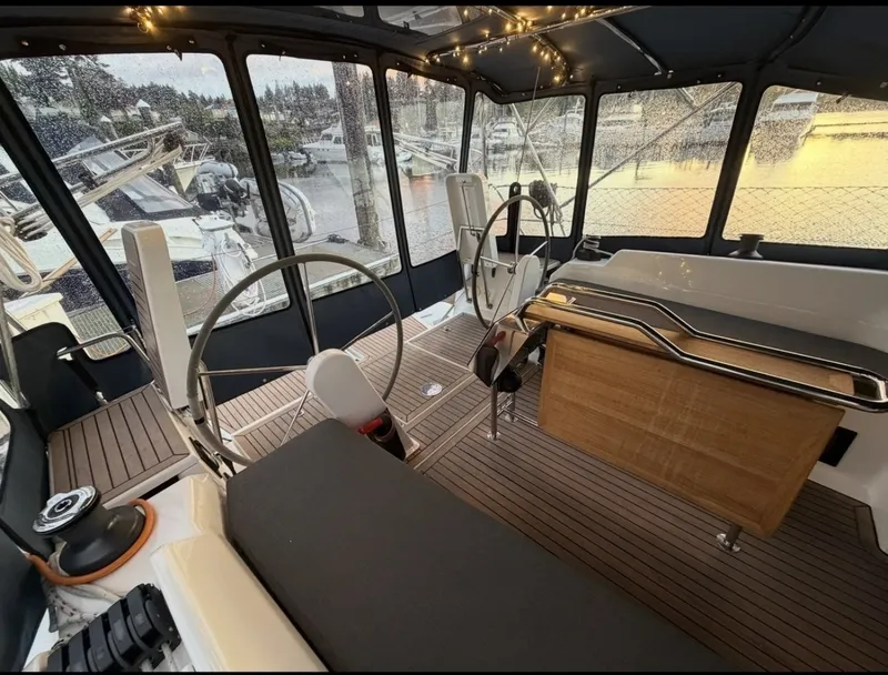 Slide: The Image of Hanse 418 2022 - 6303168