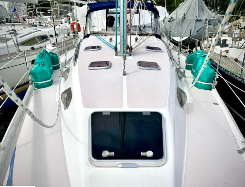 Slide: The Image of Catalina 387 2004 - 6303310