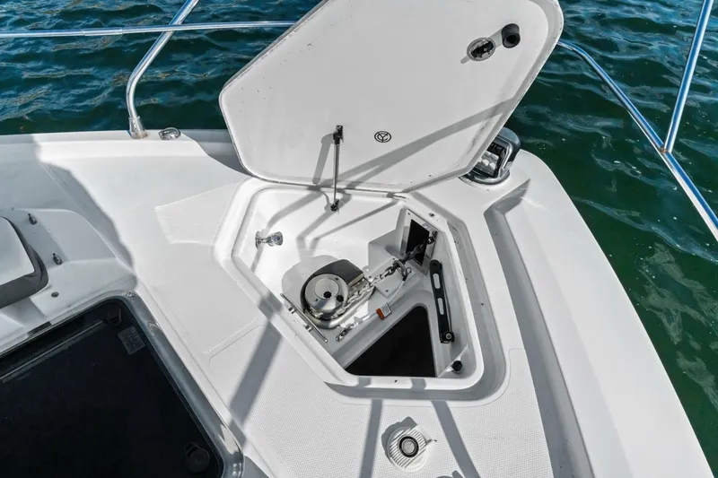 Slide: The Image of Cruisers 42 SARGAM - Bow Cruisers 42 SARGAM - Bow - 7080151