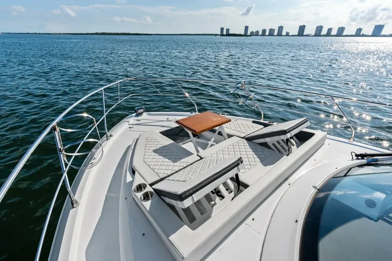 Slide: The Image of Cruisers 42 SARGAM - Bow Cruisers 42 SARGAM - Bow - 7080153