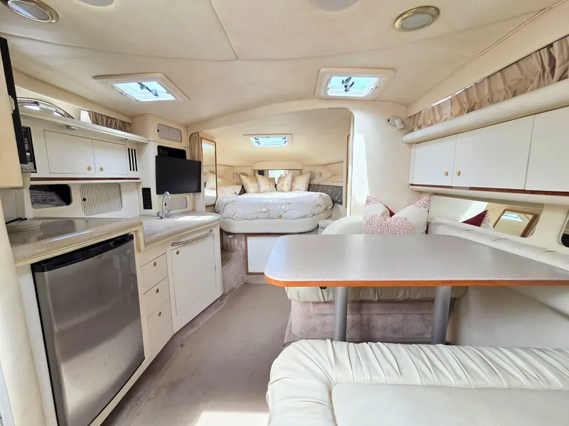 Slide: The Image of Sea Ray 340 Sundancer 2000 - 6305713