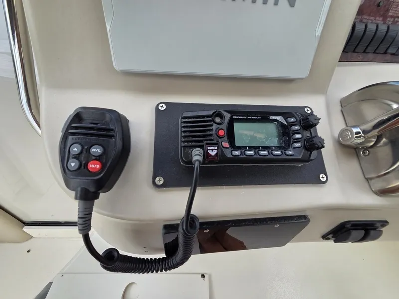 Slide: The Image of Sea Ray 340 Sundancer 2000 - 7508224