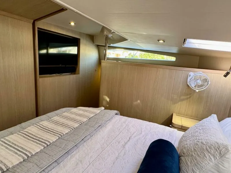 Slide: The Image of Aquila Power Catamaran 2022 - 6305830