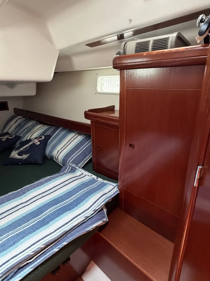 Slide: The Image of Beneteau Oceanis 473 2003 - 6397325