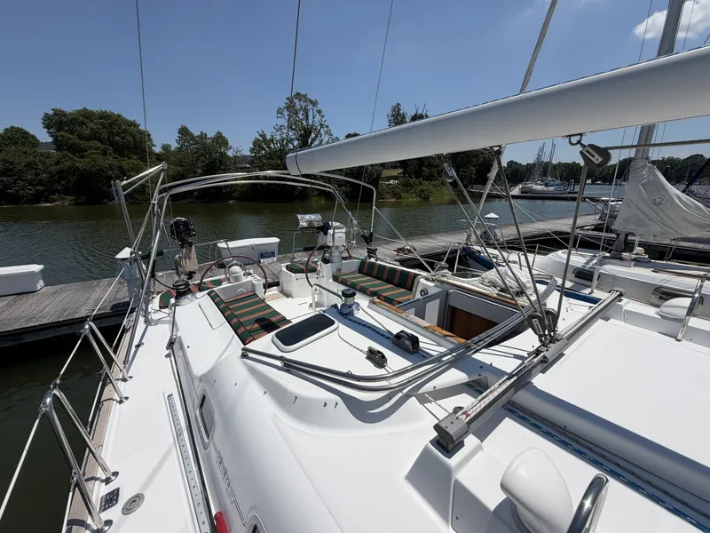 Slide: The Image of Beneteau Oceanis 473 2003 - 6396835