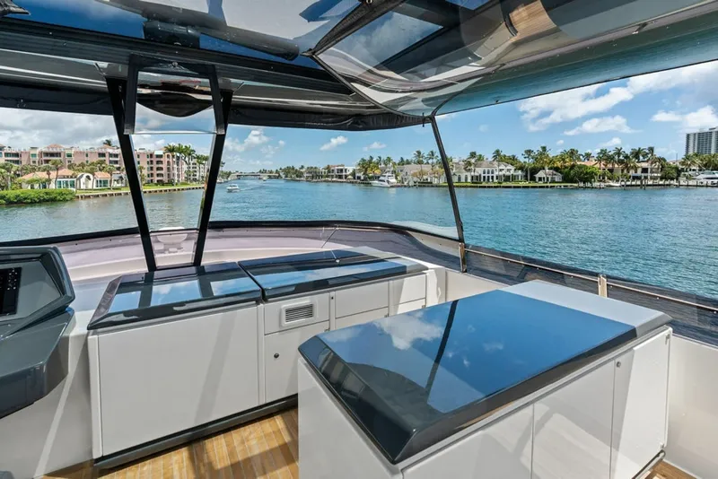 Slide: The Image of Ferretti 850 Motoryacht 2018 - 6306729