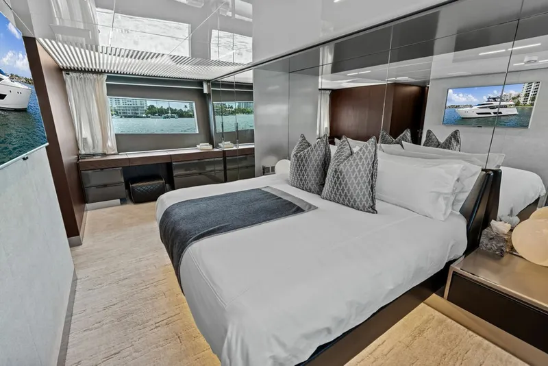 Slide: The Image of Ferretti 850 Motoryacht 2018 - 6306759