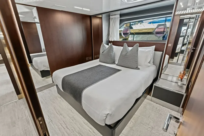 Slide: The Image of Ferretti 850 Motoryacht 2018 - 6306768