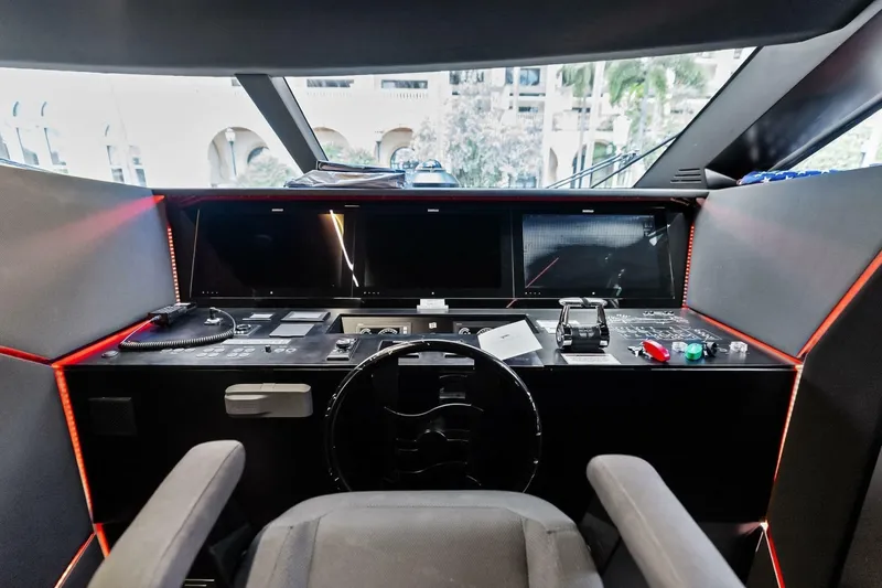 Slide: The Image of Ferretti 850 Motoryacht 2018 - 6306810