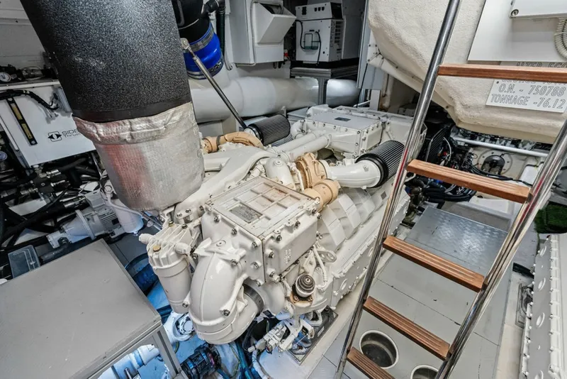 Slide: The Image of Ferretti 850 Motoryacht 2018 - 6306853