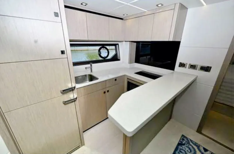 Slide: The Image of Sunseeker 50 Predator 2019 - 6388699