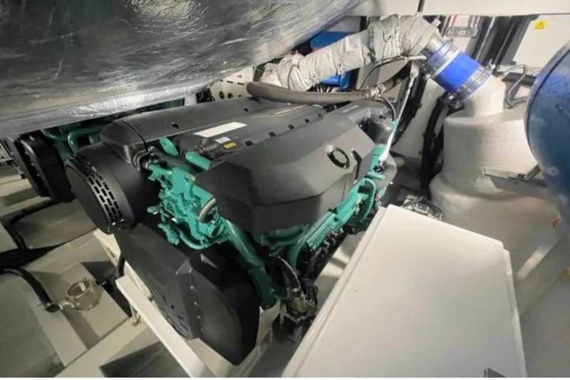 Slide: The Image of Sunseeker 50 Predator 2019 - 6388713