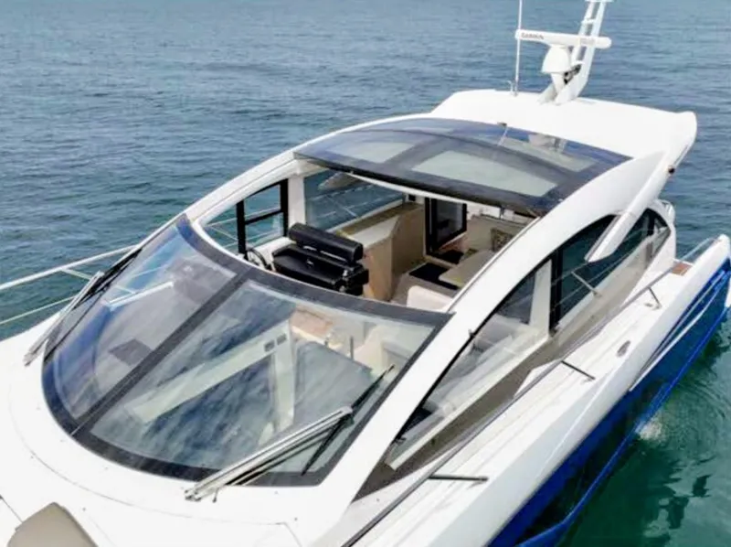 Slide: The Image of Sunseeker 50 Predator 2019 - 6388677