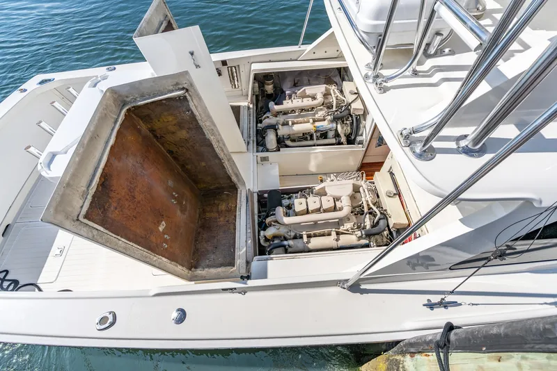 Slide: The Image of Bertram Flybridge Cruiser 1979 - 6454804