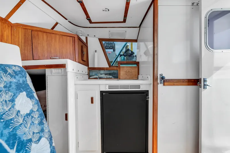 Slide: The Image of Bertram Flybridge Cruiser 1979 - 6454776