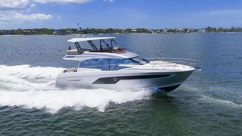 Slide: The Image of Prestige 52 Fly 2022 - 6306898
