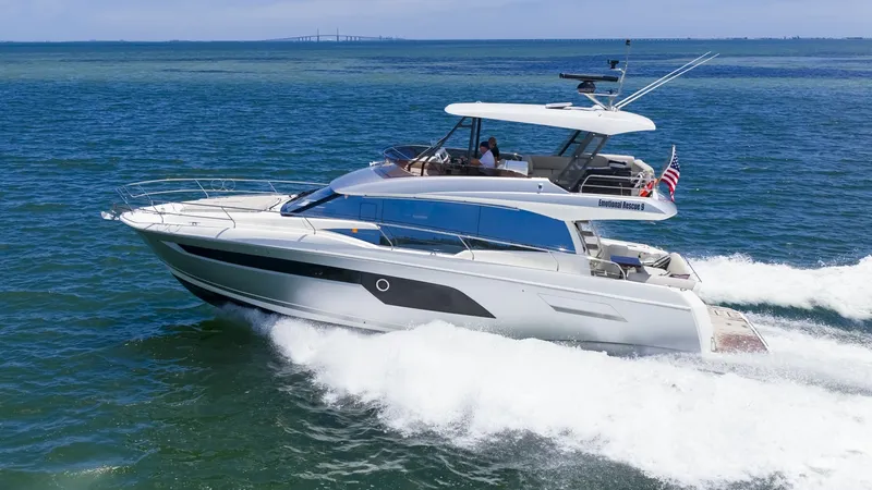 Slide: The Image of Prestige 52 Fly 2022 - 6306902