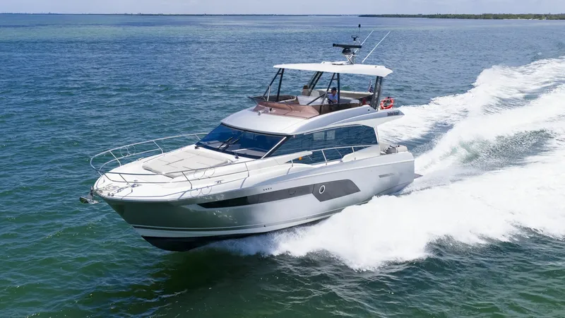 Slide: The Image of Prestige 52 Fly 2022 - 6306903