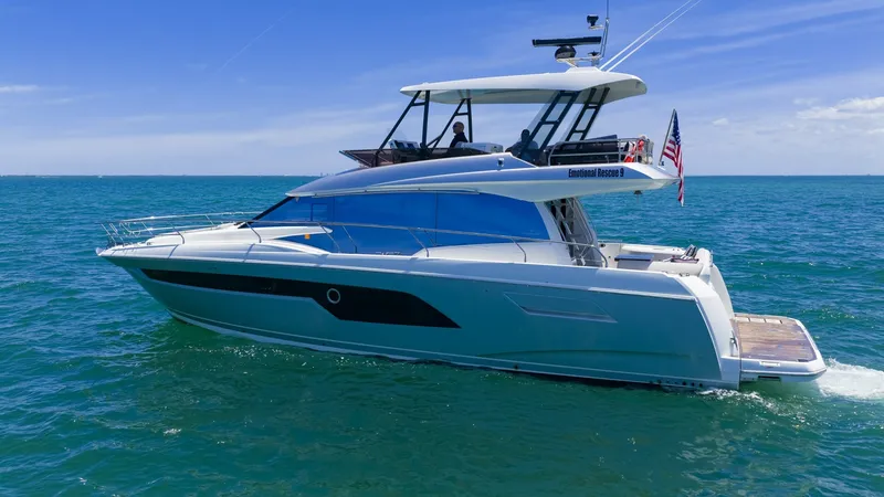 Slide: The Image of Prestige 52 Fly 2022 - 6306913