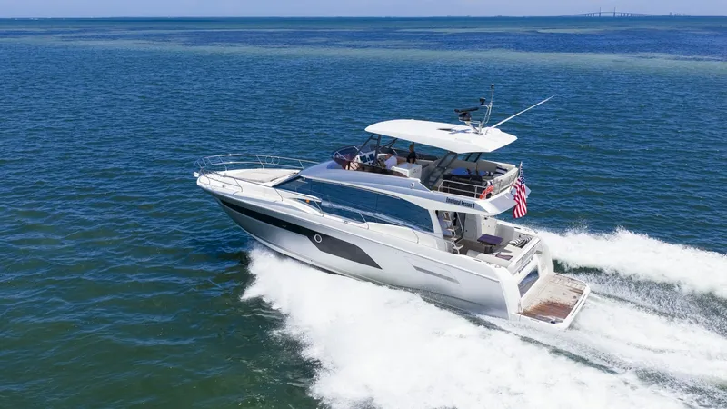 Slide: The Image of Prestige 52 Fly 2022 - 6306901