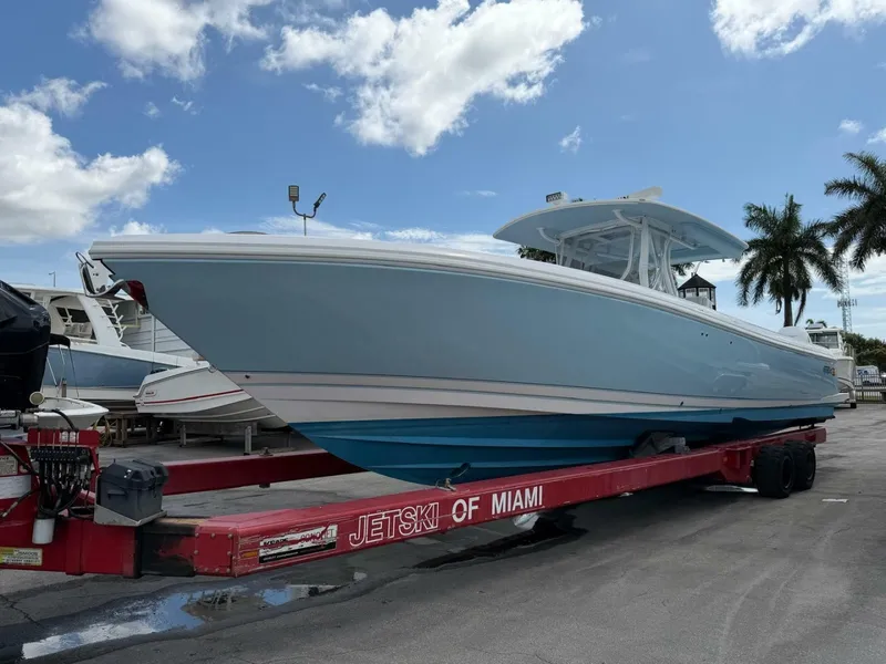 Slide: The Image of Intrepid 375 NOMAD 2020 - 6306930