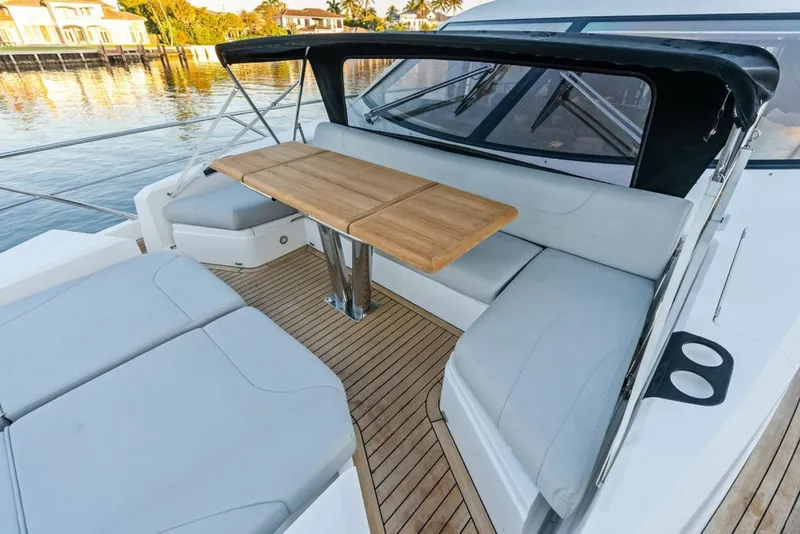 Slide: The Image of Sunseeker Manhattan 68 2021 - 6307065