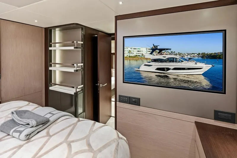 Slide: The Image of Sunseeker Manhattan 68 2021 - 6307134