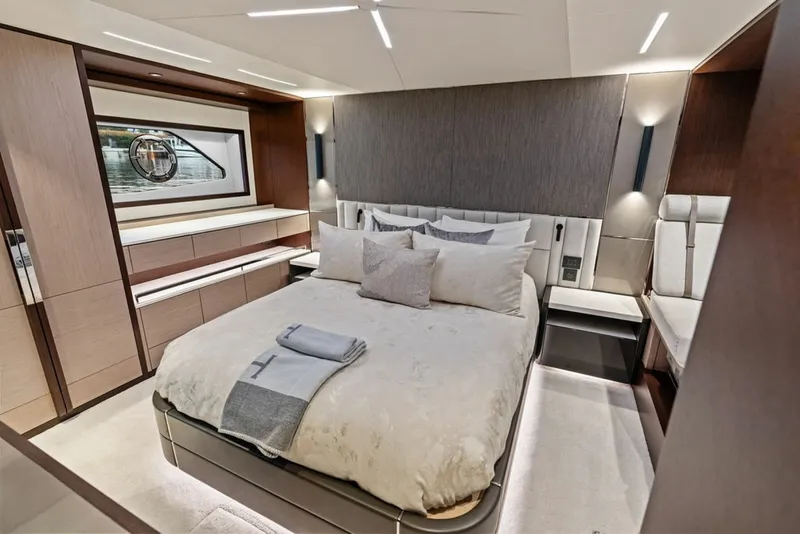 Slide: The Image of Sunseeker Manhattan 68 2021 - 6307143