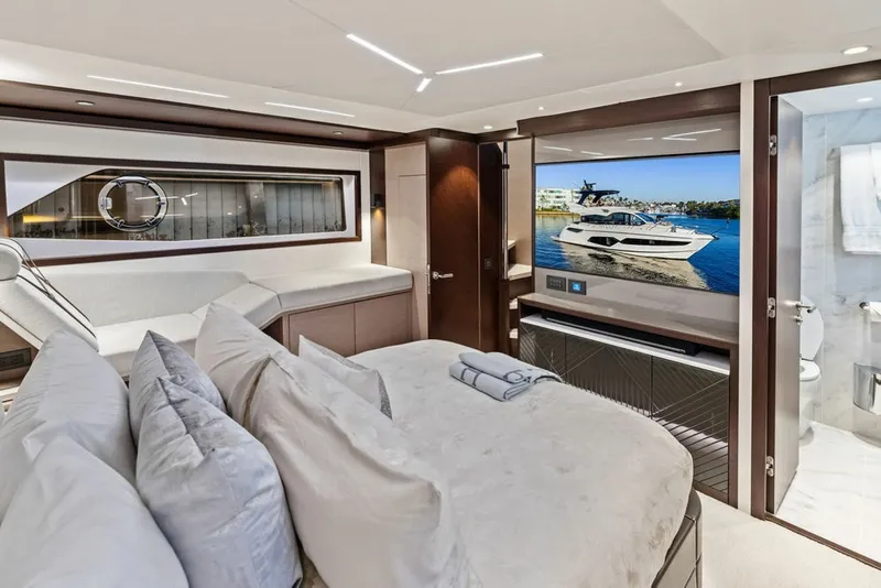 Slide: The Image of Sunseeker Manhattan 68 2021 - 6307147