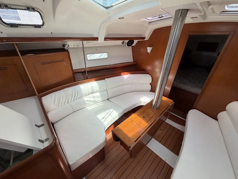 Slide: The Image of Beneteau 343 2007 - 6307037