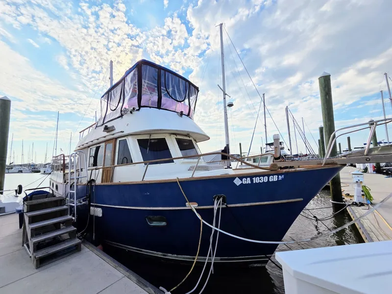 Slide: The Image of C&L Sea Ranger Sundeck 39 1982 - 6307460