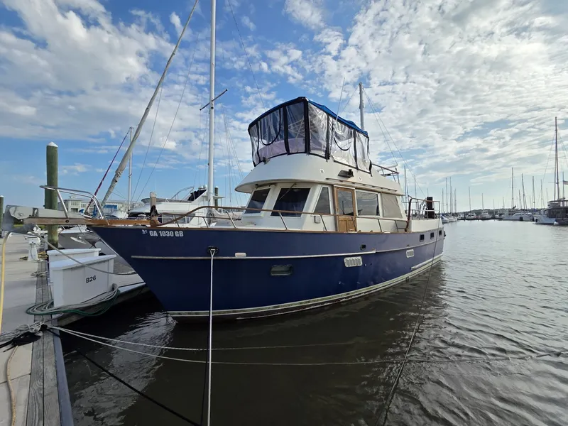 Slide: The Image of C&L Sea Ranger Sundeck 39 1982 - 6307473