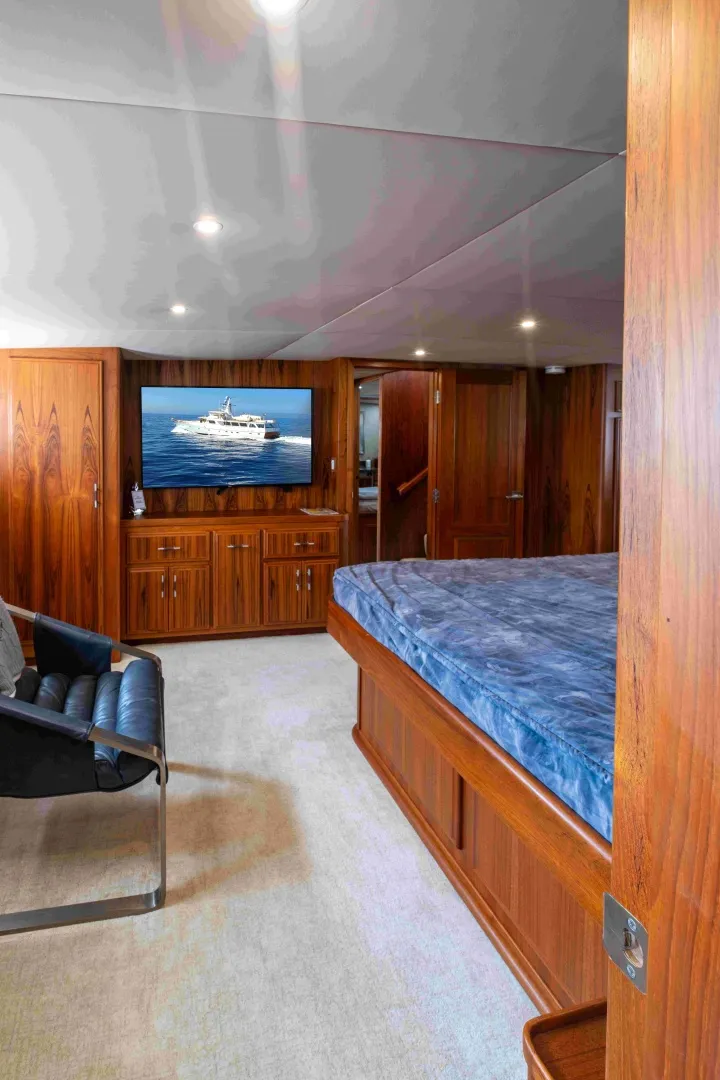 Slide: The Image of Offshore 87 1972 - 6307648