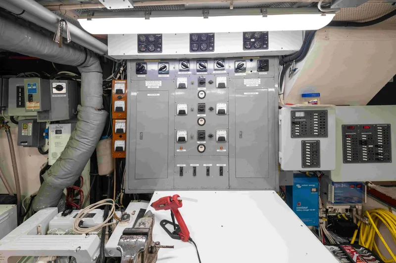 Slide: The Image of Offshore 87 1972 - 6307667