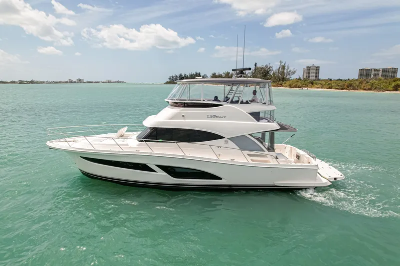 Slide: The Image of Riviera 46 Sports Motor Yacht 2025 - 6307913