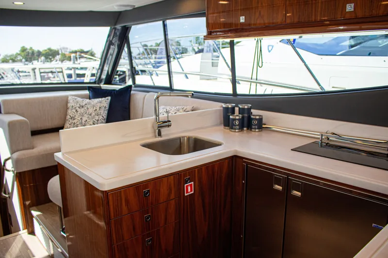 Slide: The Image of Riviera 46 Sports Motor Yacht 2025 - 6307933