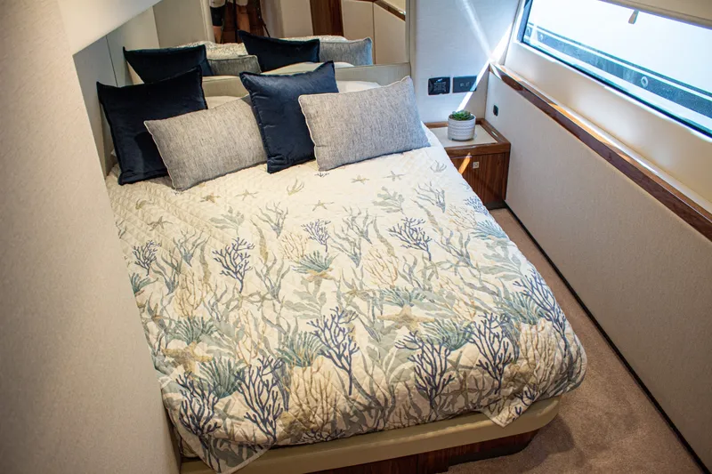 Slide: The Image of Riviera 46 Sports Motor Yacht 2025 - 6307940