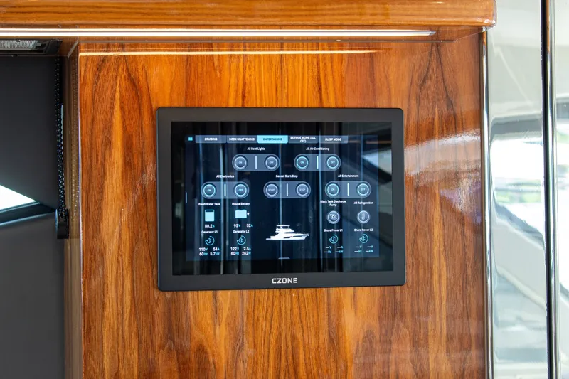 Slide: The Image of Riviera 46 Sports Motor Yacht 2025 - 6307951
