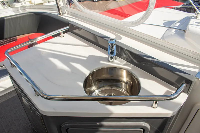 Slide: The Image of Riviera 46 Sports Motor Yacht 2025 - 6307957