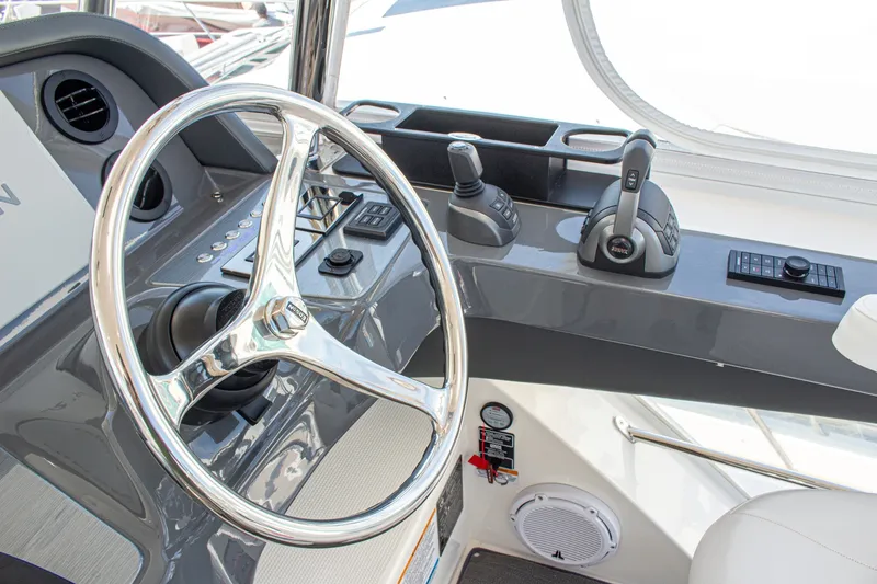 Slide: The Image of Riviera 46 Sports Motor Yacht 2025 - 6307958