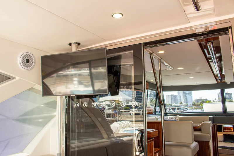 Slide: The Image of Riviera 46 Sports Motor Yacht 2025 - 6307967
