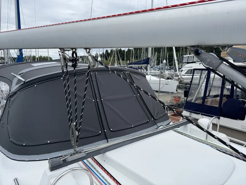 Slide: The Image of Beneteau 423 2004 - 6308516