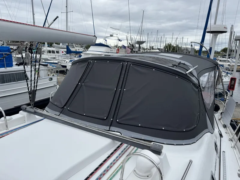Slide: The Image of Beneteau 423 2004 - 6308518