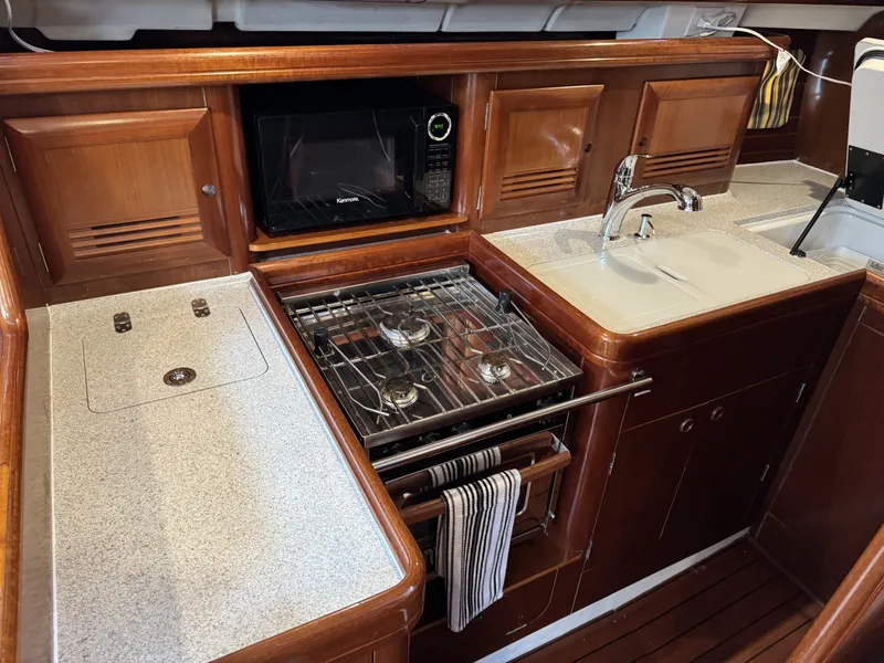 Slide: The Image of Beneteau 423 2004 - 6308557