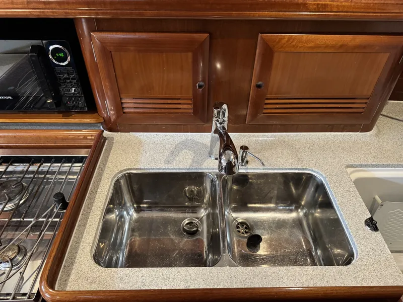 Slide: The Image of Beneteau 423 2004 - 6308562