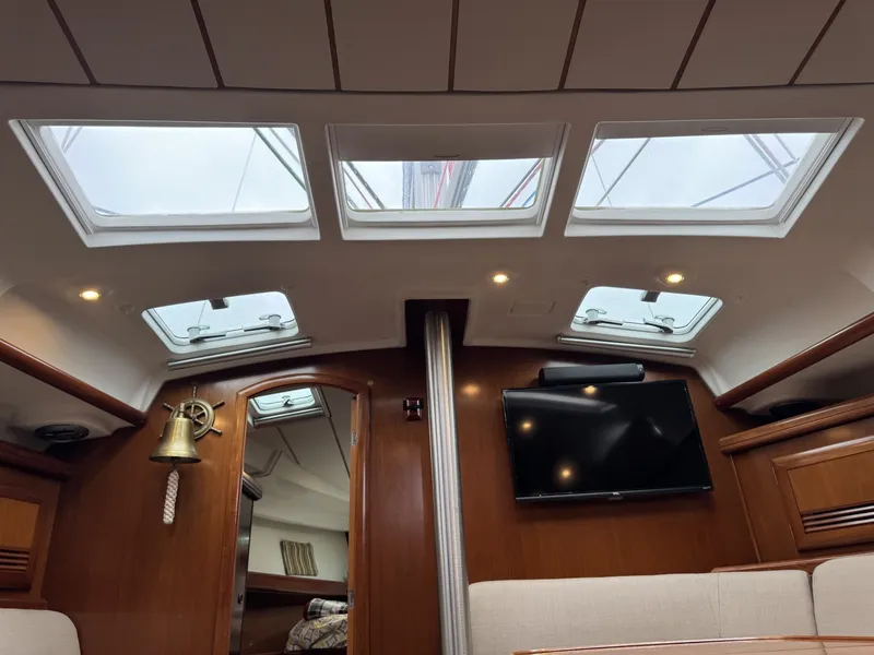 Slide: The Image of Beneteau 423 2004 - 6308602