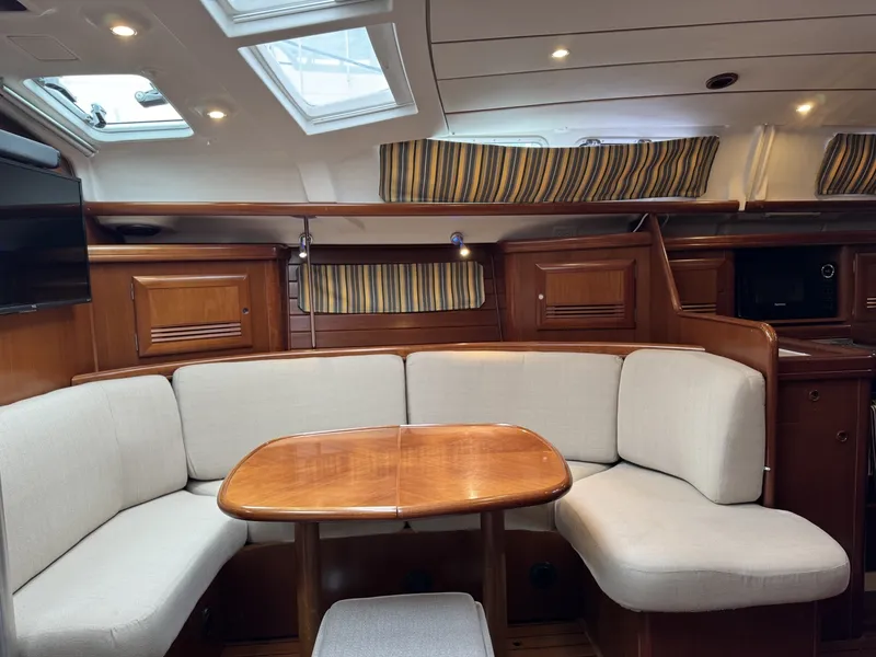 Slide: The Image of Beneteau 423 2004 - 6308607