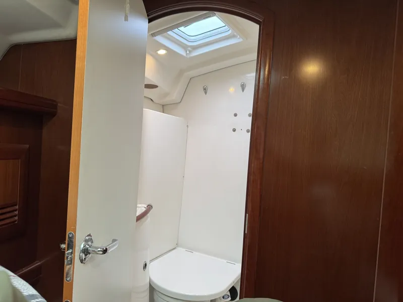 Slide: The Image of Beneteau 423 2004 - 6308637