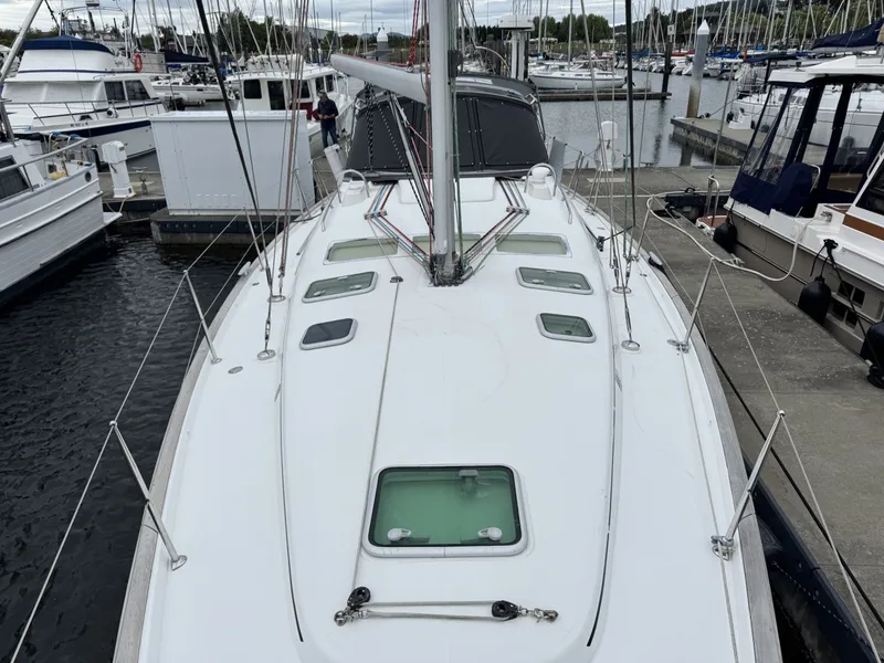 Slide: The Image of Beneteau 423 2004 - 6308508